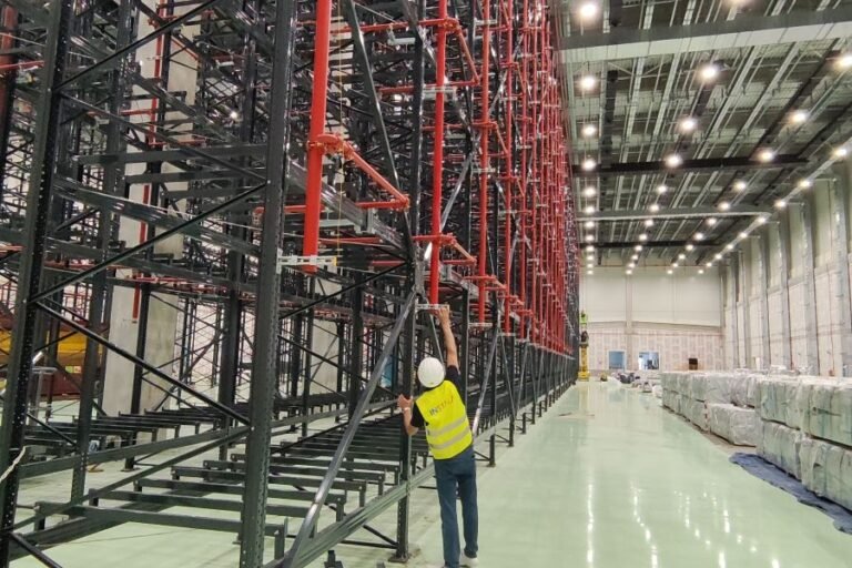 Sandėliavimo stelažų periodinė patikra