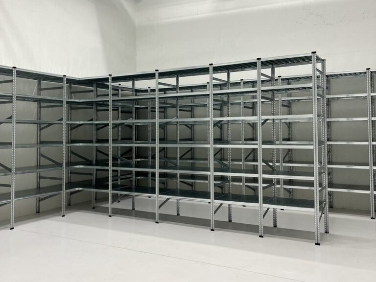 Innowacyjne regały magazynowe